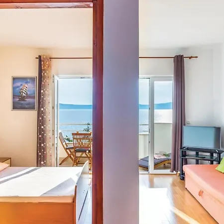 2 Bedroom Pet Friendly In Zivogosce